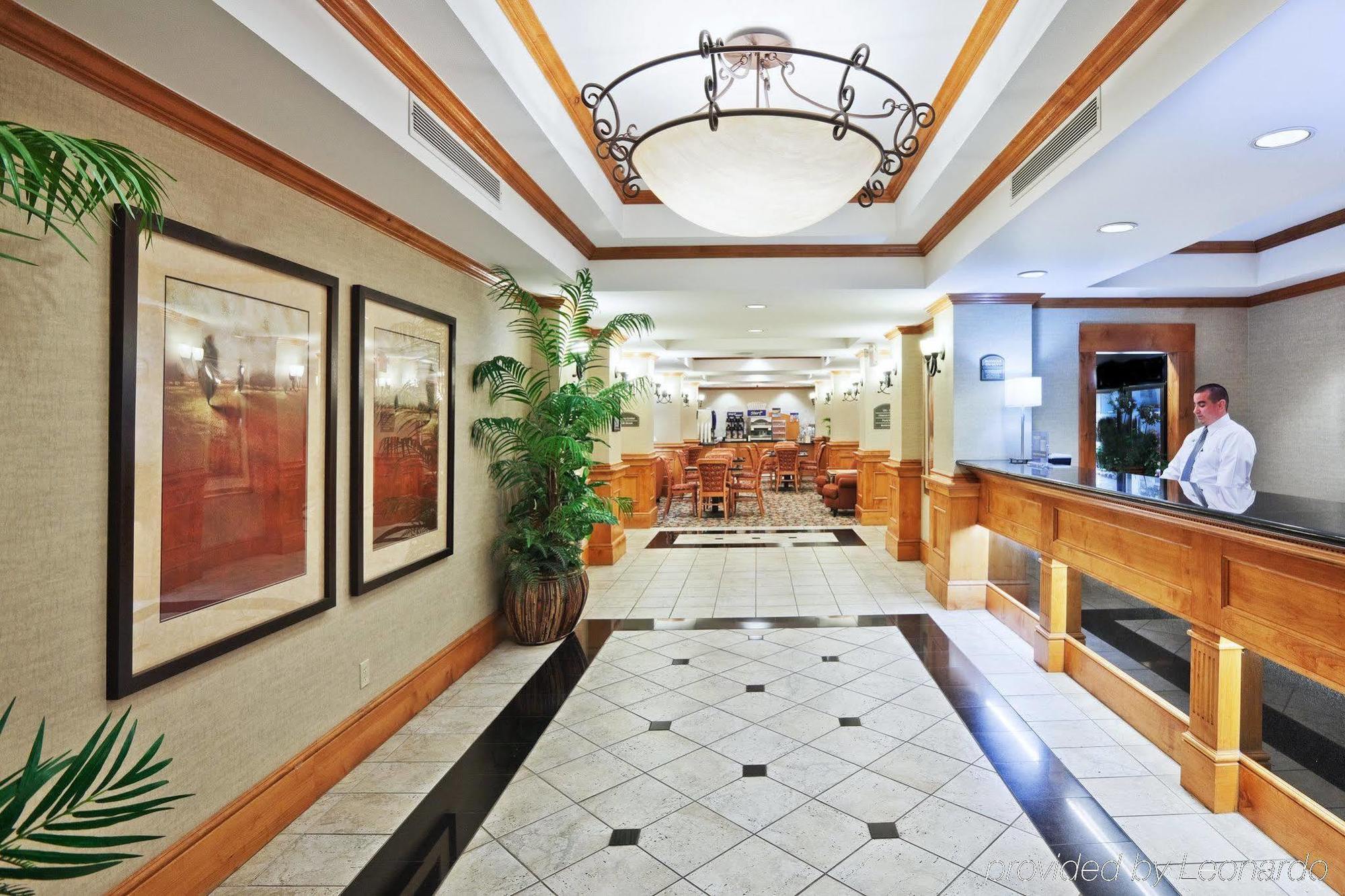 Holiday Inn Express Hotel & Suites Lawton-Fort Sill, An Ihg Hotel Interior photo
