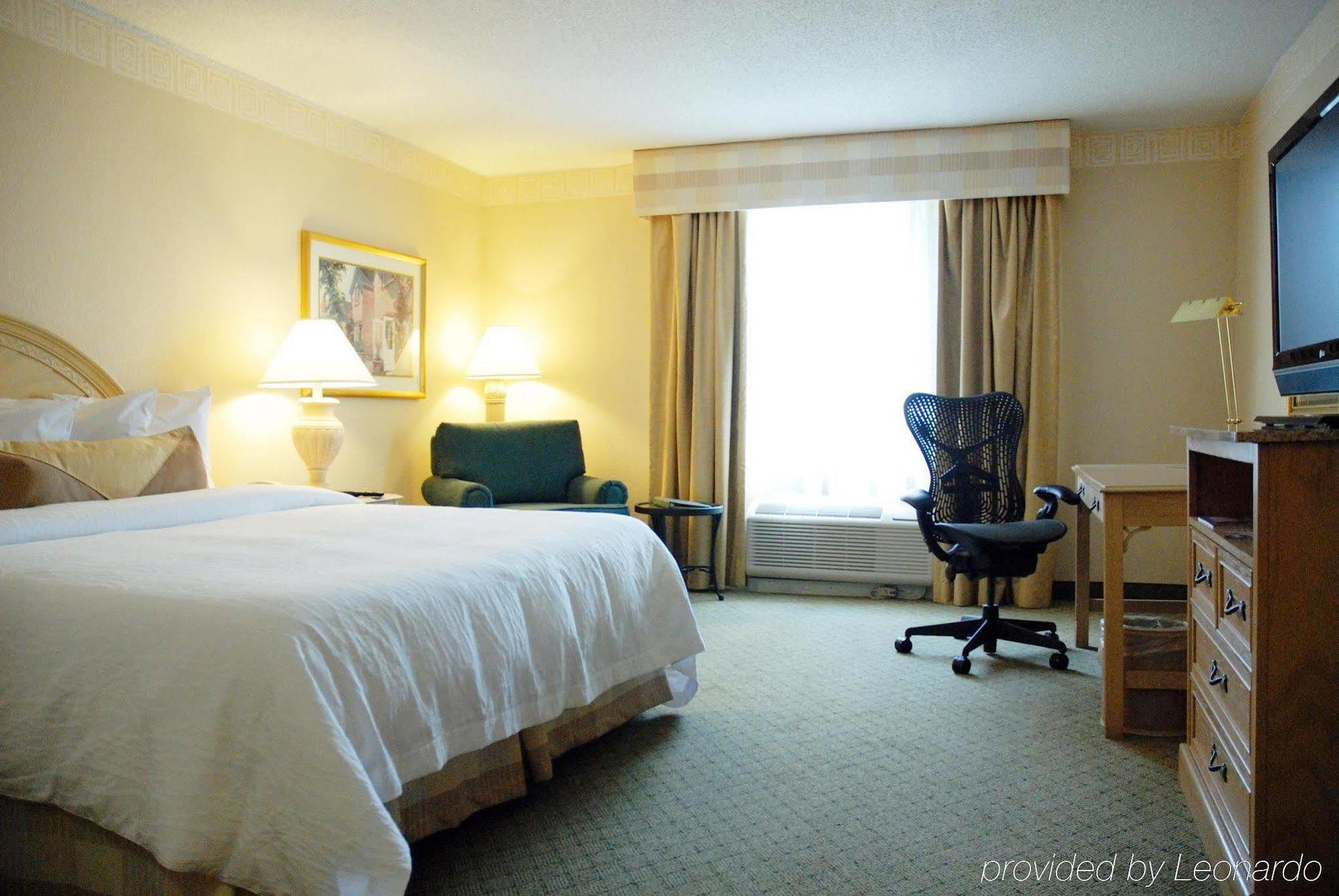 Hilton Garden Inn Atlanta North/Johns Creek Room photo