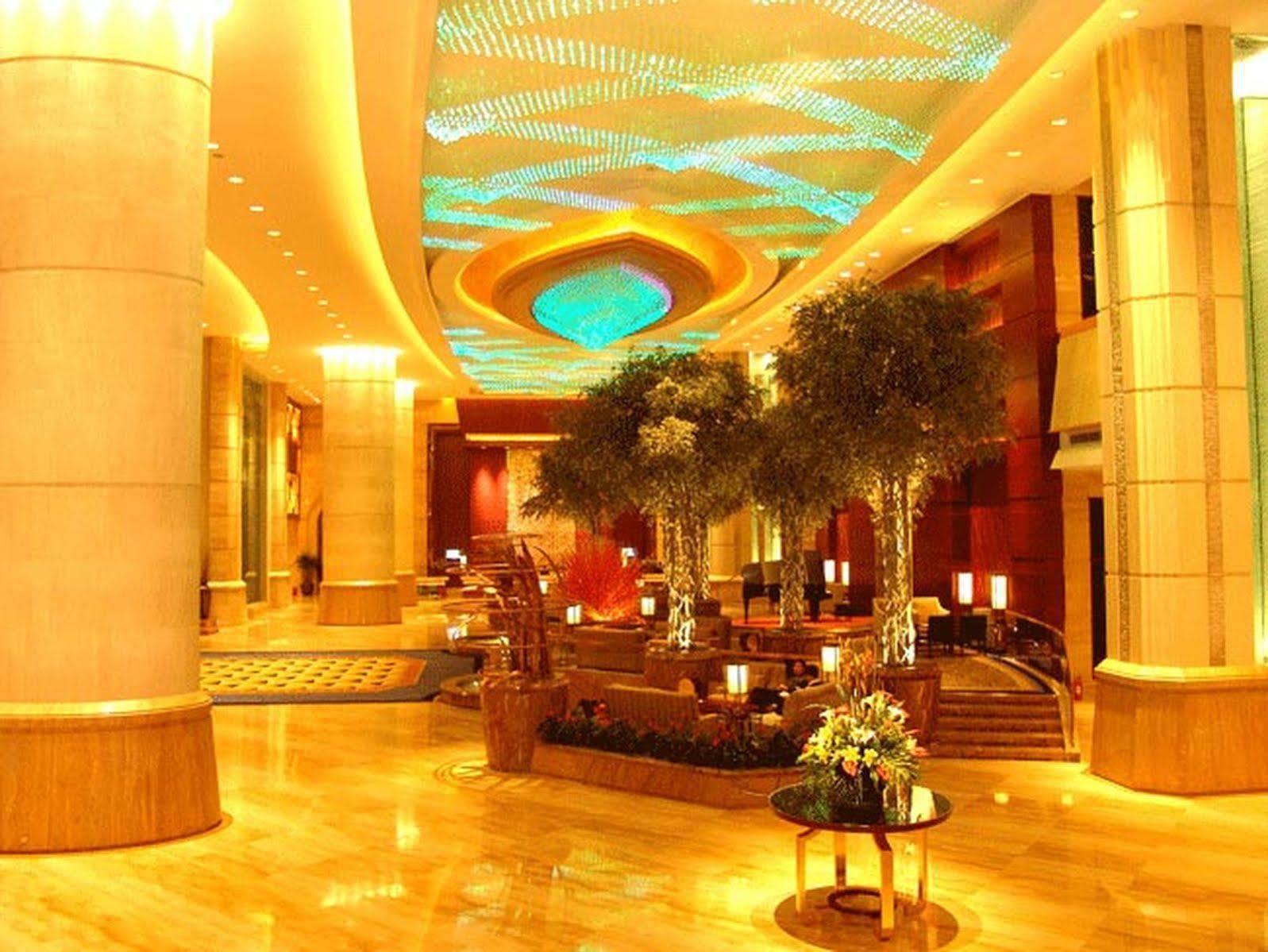 Grand Oriental Hotel Dongguan  Exterior photo