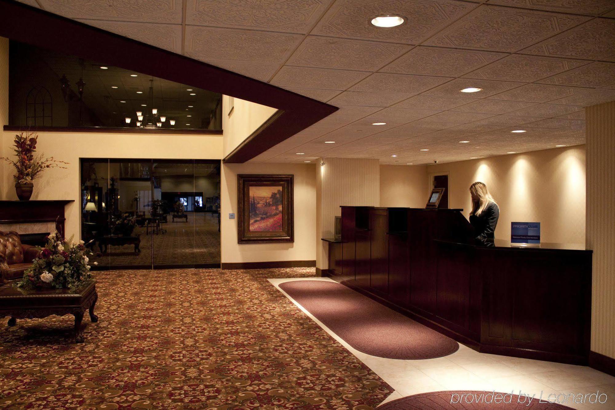 Wingate By Wyndham Mentor Oh Hotel Interior photo