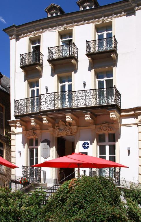 Hotel Aquitaine Bagneres-de-Luchon Exterior photo