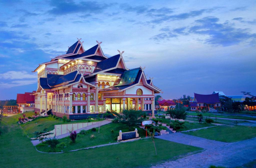 Monoloog Hotel Pekanbaru Exterior photo