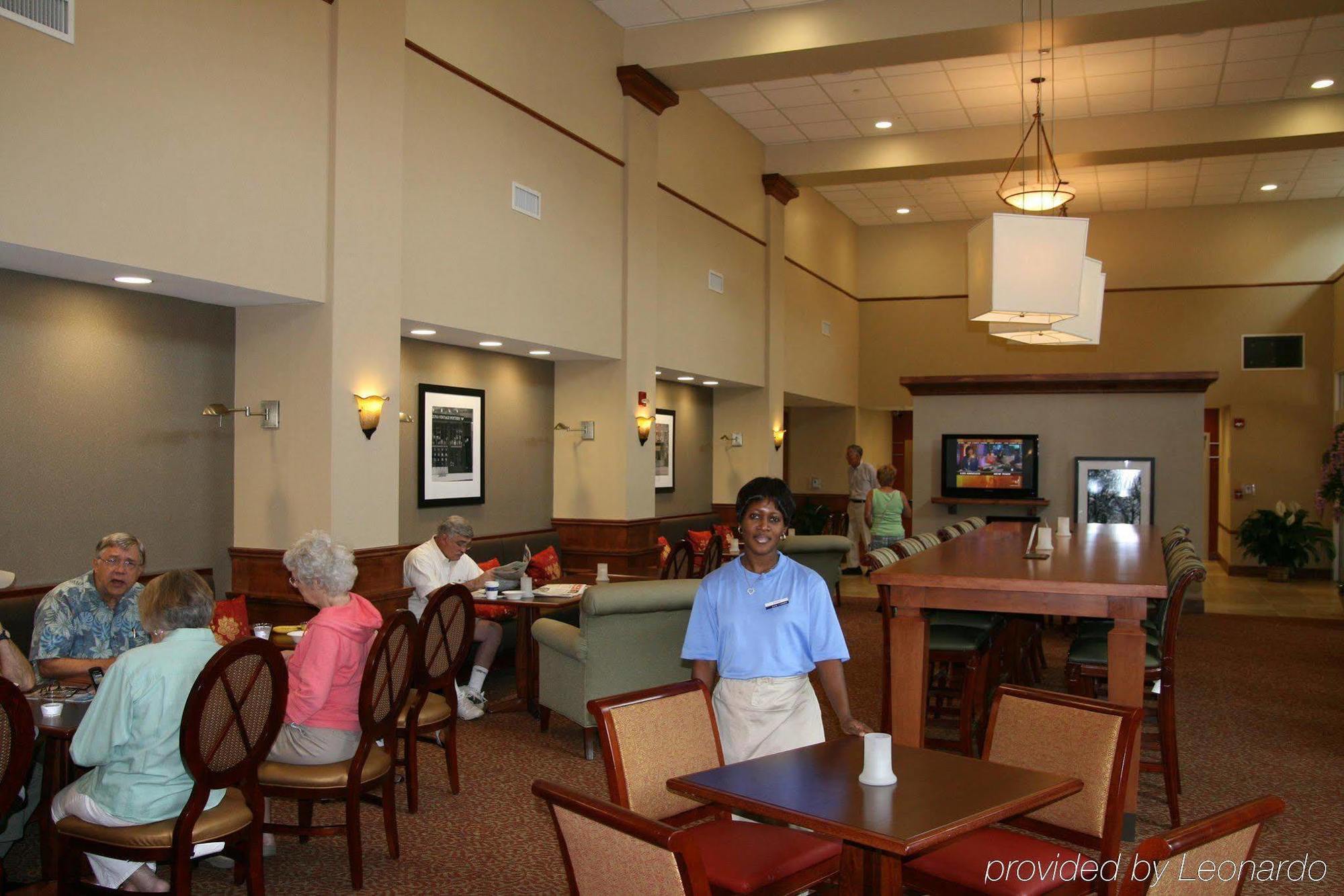 Hampton Inn & Suites Williamsburg-Central Restaurant photo