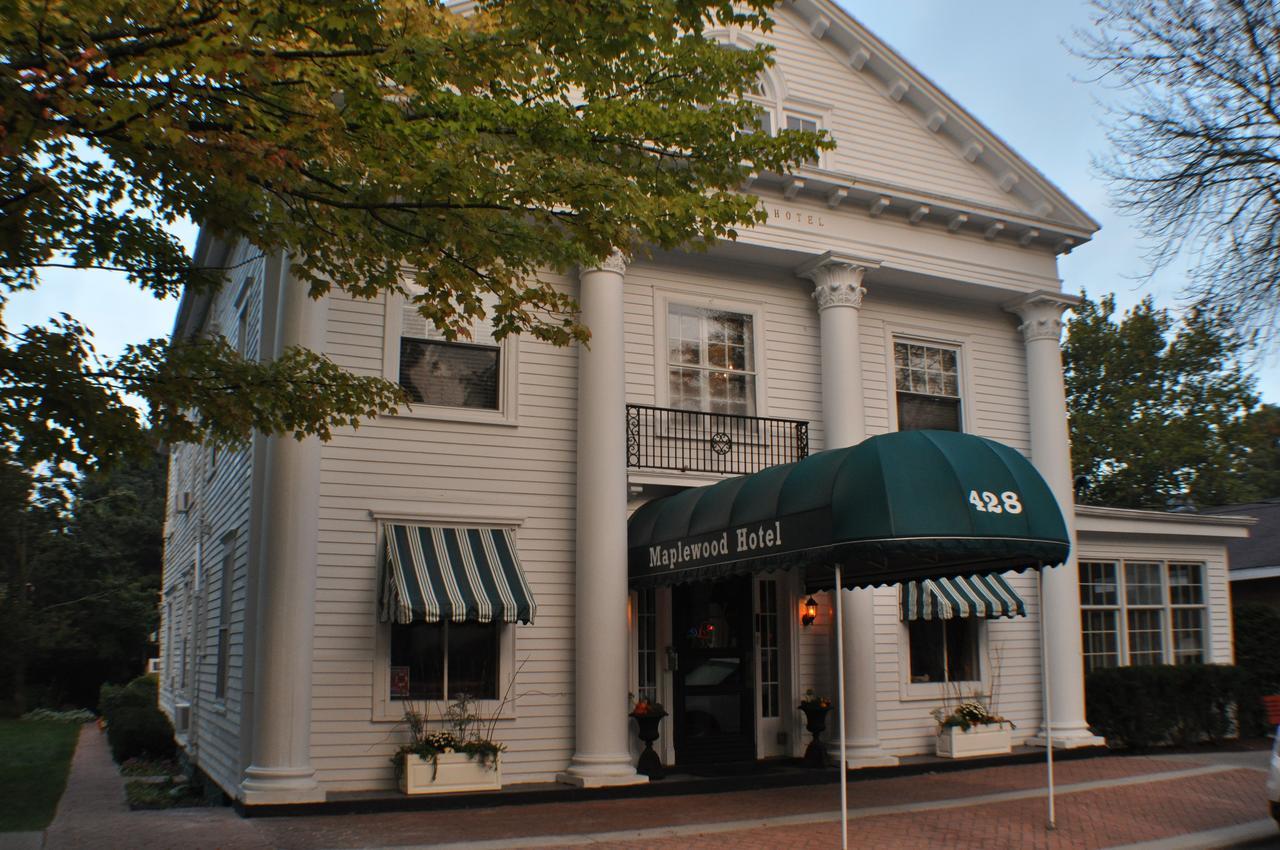 Maplewood Hotel Saugatuck Exterior photo