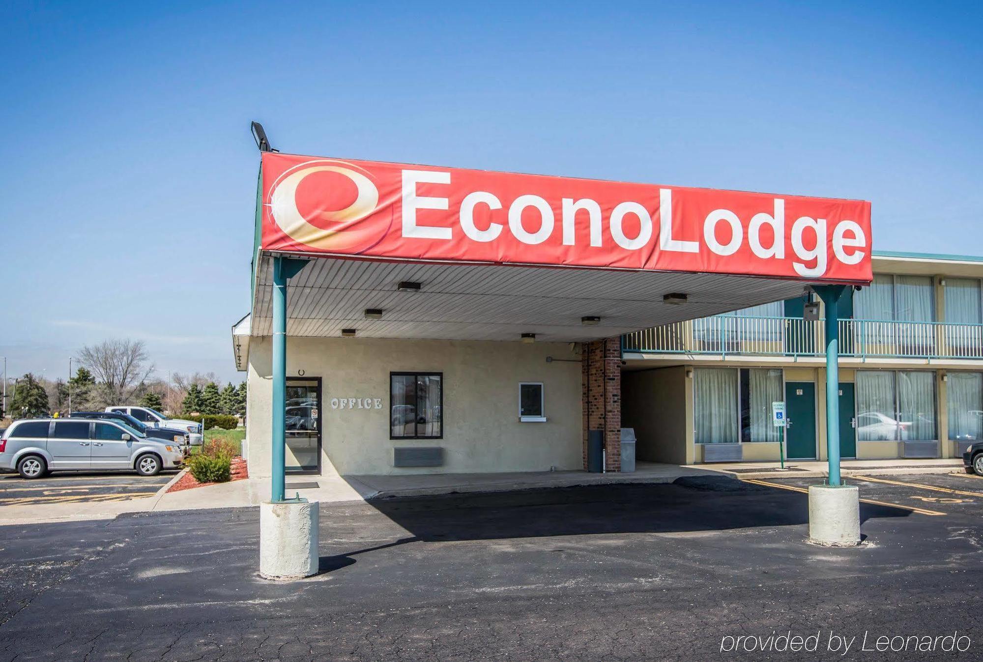 Econo Lodge Shorewood/Joliet Exterior photo