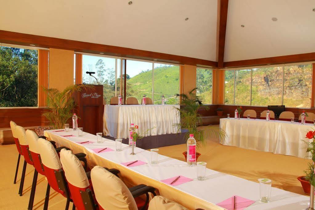 Grand Plaza Hotel Munnar Exterior photo