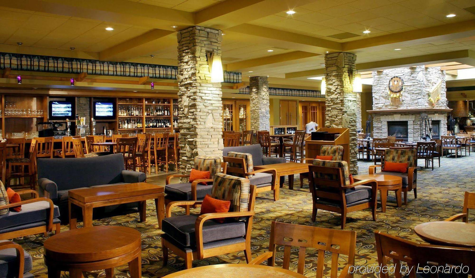 Sawridge Inn Fort Mcmurray Restaurant photo