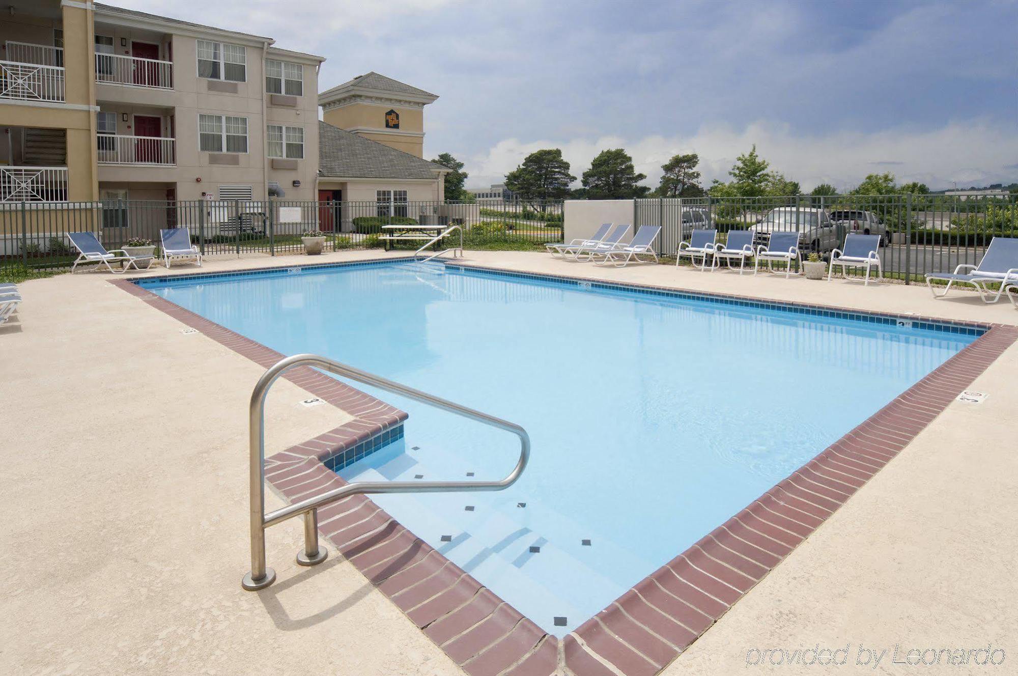 Extended Stay America Suites - Cleveland - Great Northern Mall North Olmsted Exterior photo