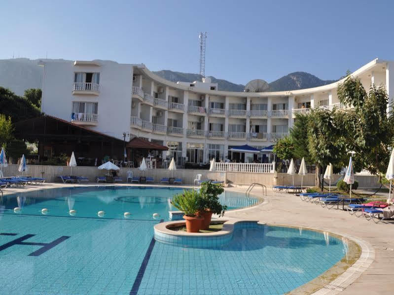 Sempati Hotel Kyrenia  Exterior photo