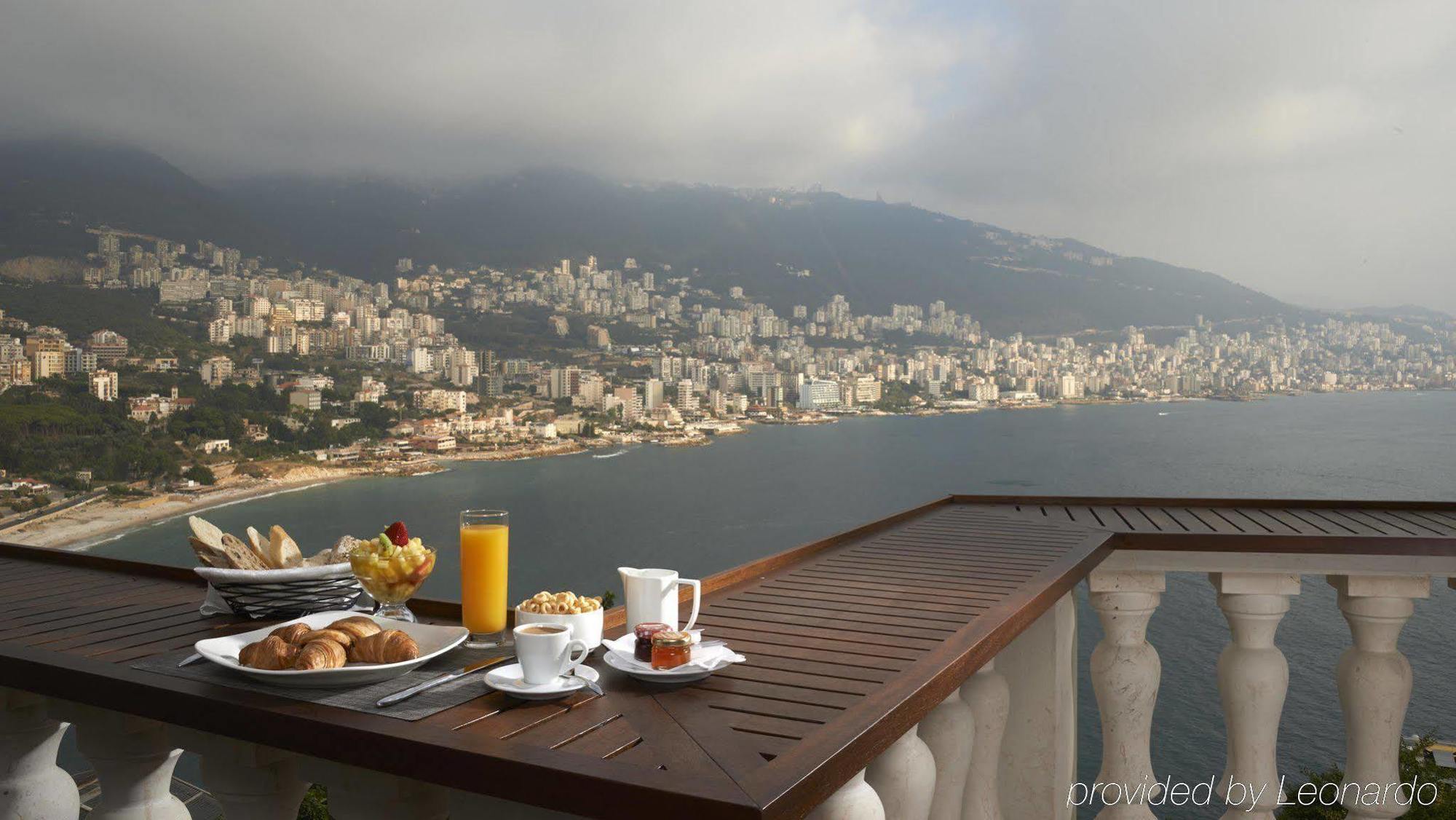 Monte Cassino Hotel Jounieh Exterior photo