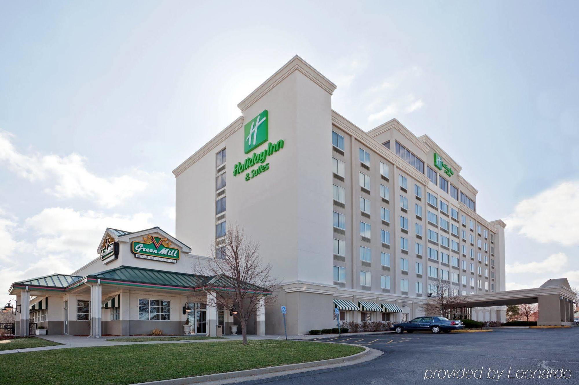 Holiday Inn Hotel & Suites Overland Park-West, An Ihg Hotel Exterior photo