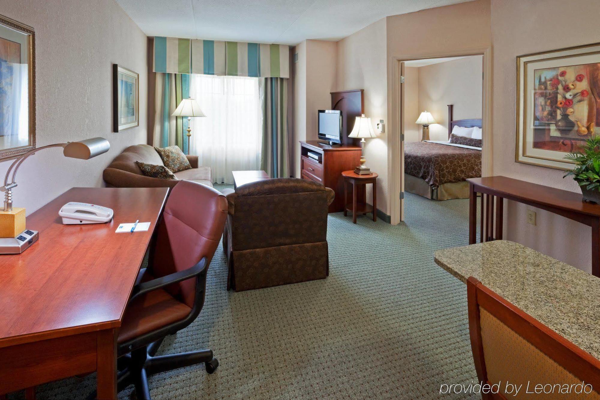 Staybridge Suites Wilmington - Brandywine Valley, An Ihg Hotel Glen Mills Room photo