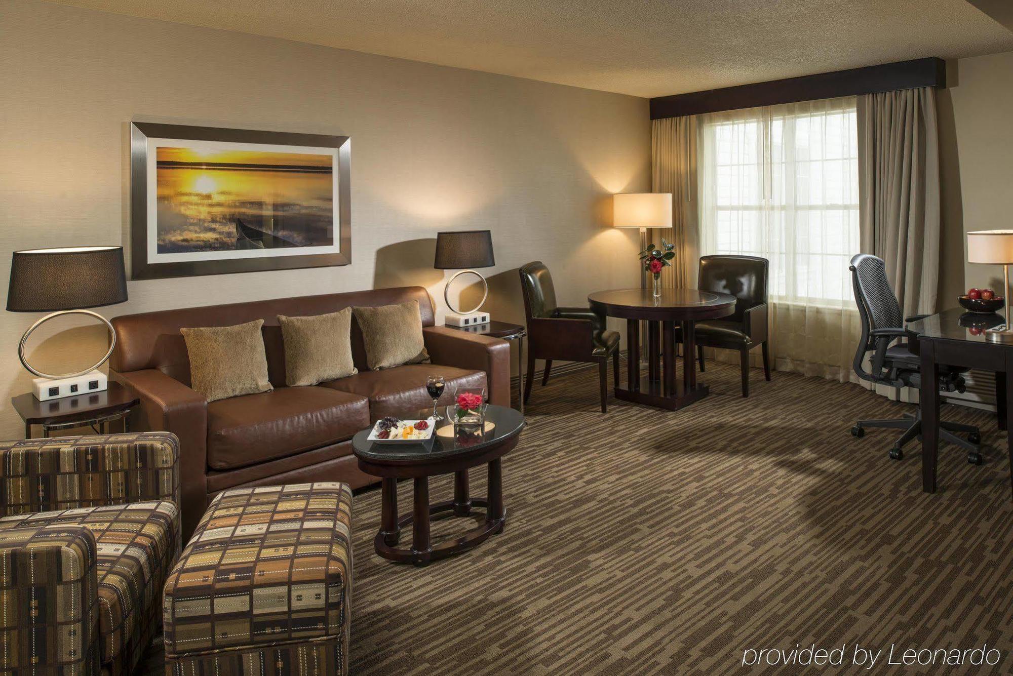 Doubletree By Hilton Raleigh Durham Airport At Research Triangle Park Hotel Room photo