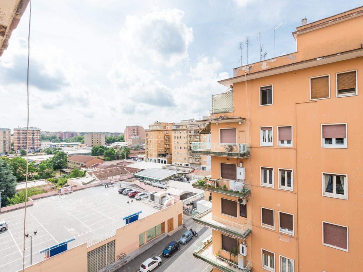 Locazione Turistica Tiburtina Girasole Rome Exterior photo