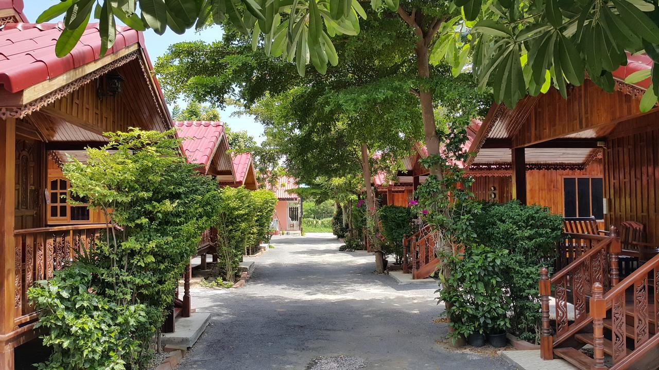 Hua Hin Lap Lae Resort Exterior photo
