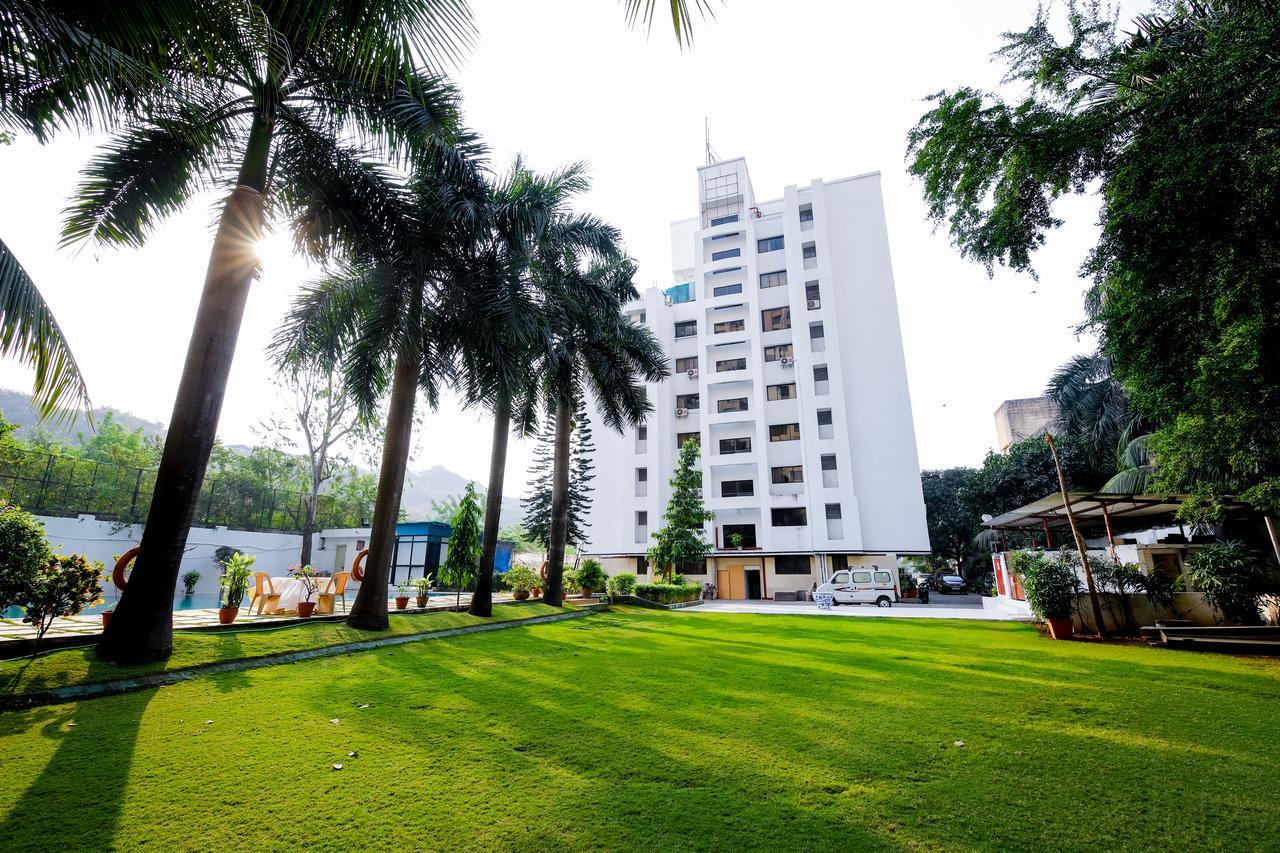 Oritel Service Apartments Andheri Mumbai Exterior photo