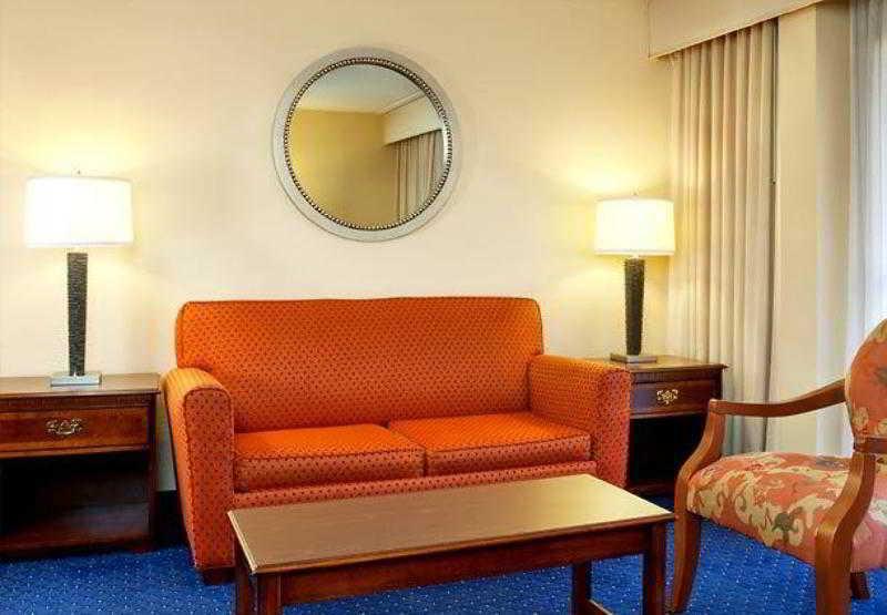 Sonesta Select Atlanta Norcross I 85 Hotel Room photo