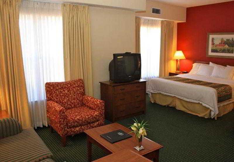 Residence Inn By Marriott Rogers Room photo
