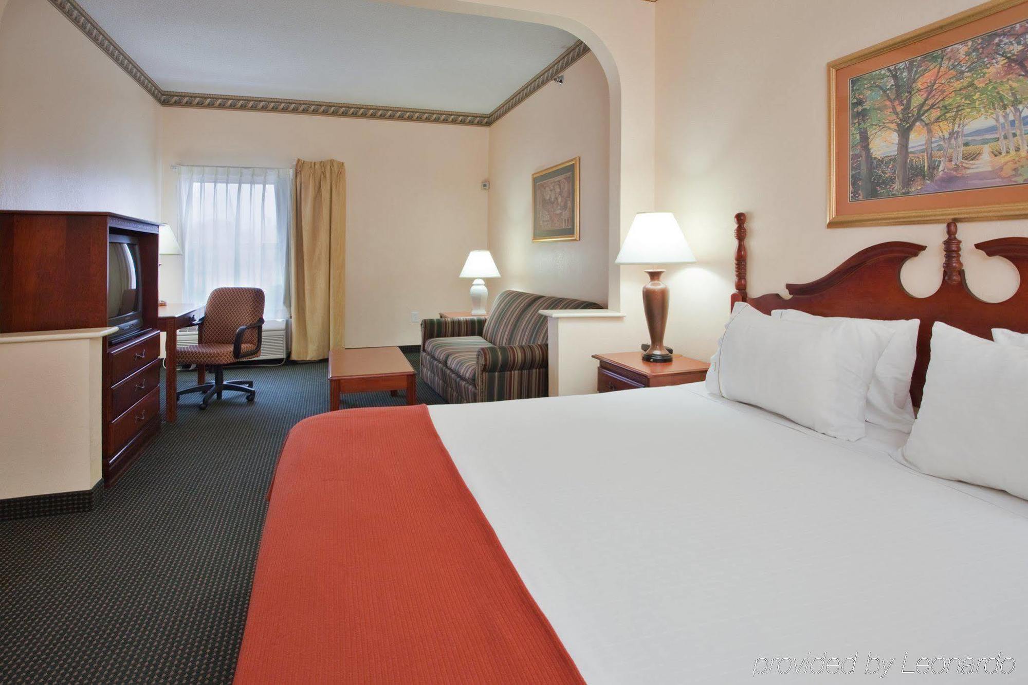 Holiday Inn Express - Plymouth, An Ihg Hotel Room photo