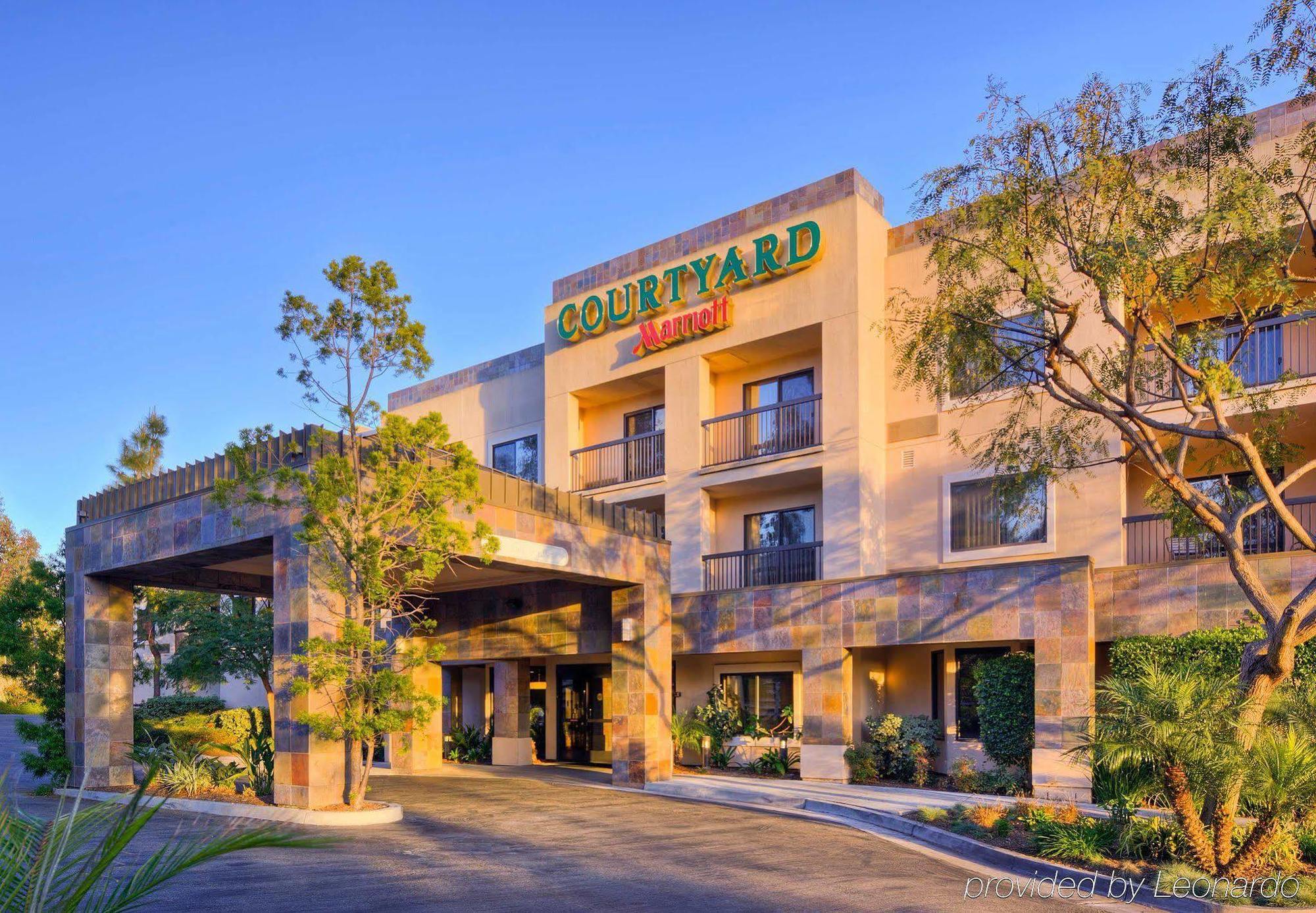 Courtyard By Marriott San Diego Carlsbad Exterior photo