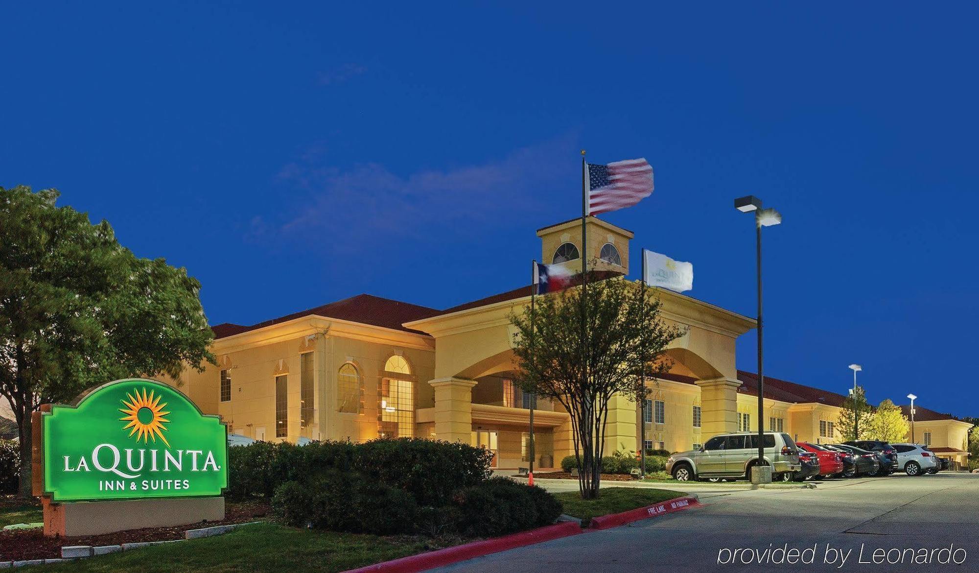 La Quinta By Wyndham Dallas - Las Colinas Irving Exterior photo