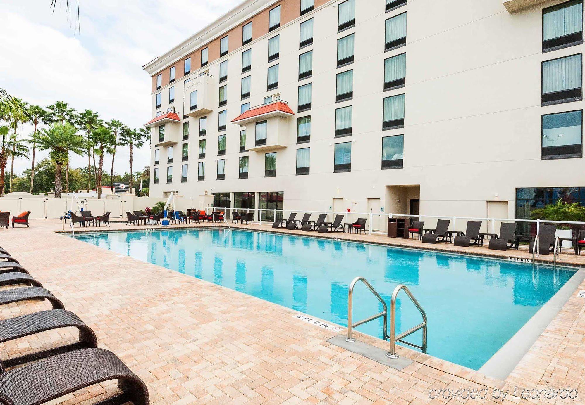 Delta Hotels By Marriott Orlando Lake Buena Vista Exterior photo