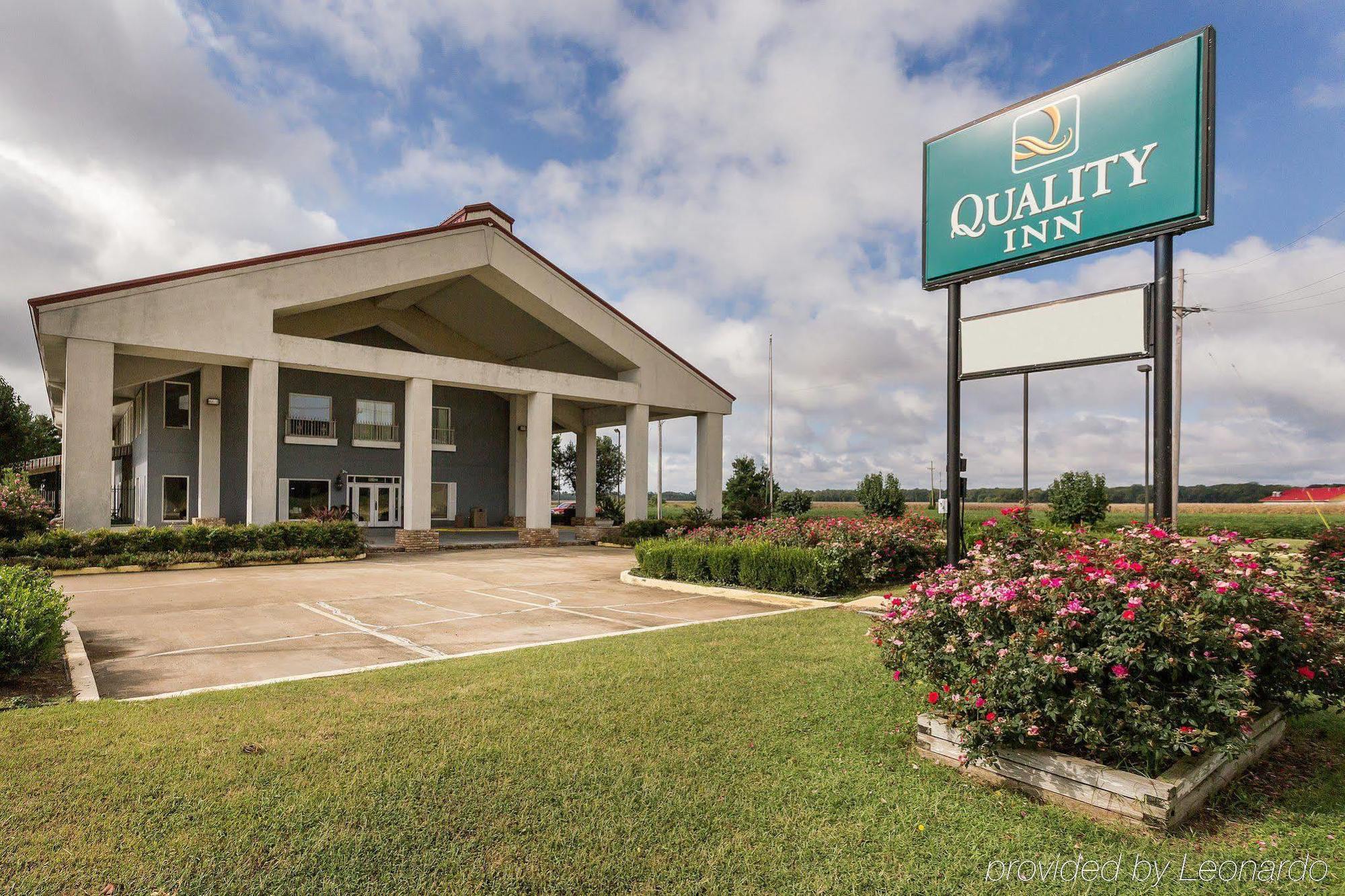 Quality Inn Robinsonville Exterior photo