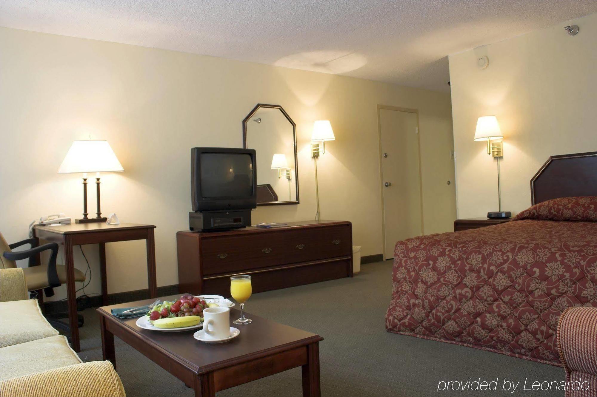 Budgetel Inn & Suites Atlanta Room photo
