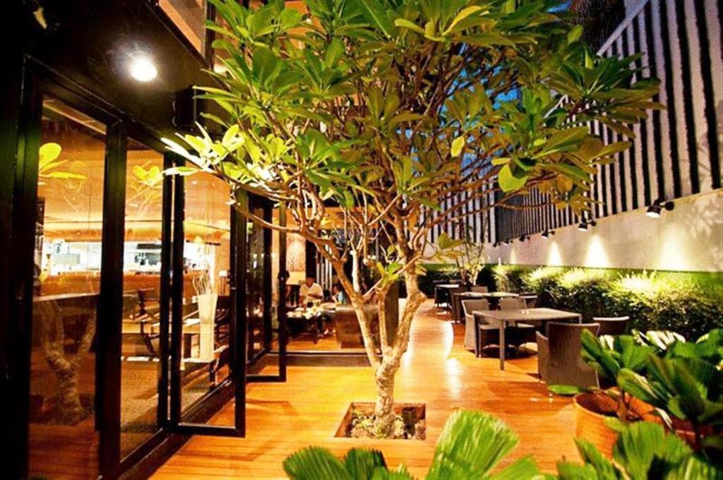 Grass Suites Thonglor Bangkok Exterior photo