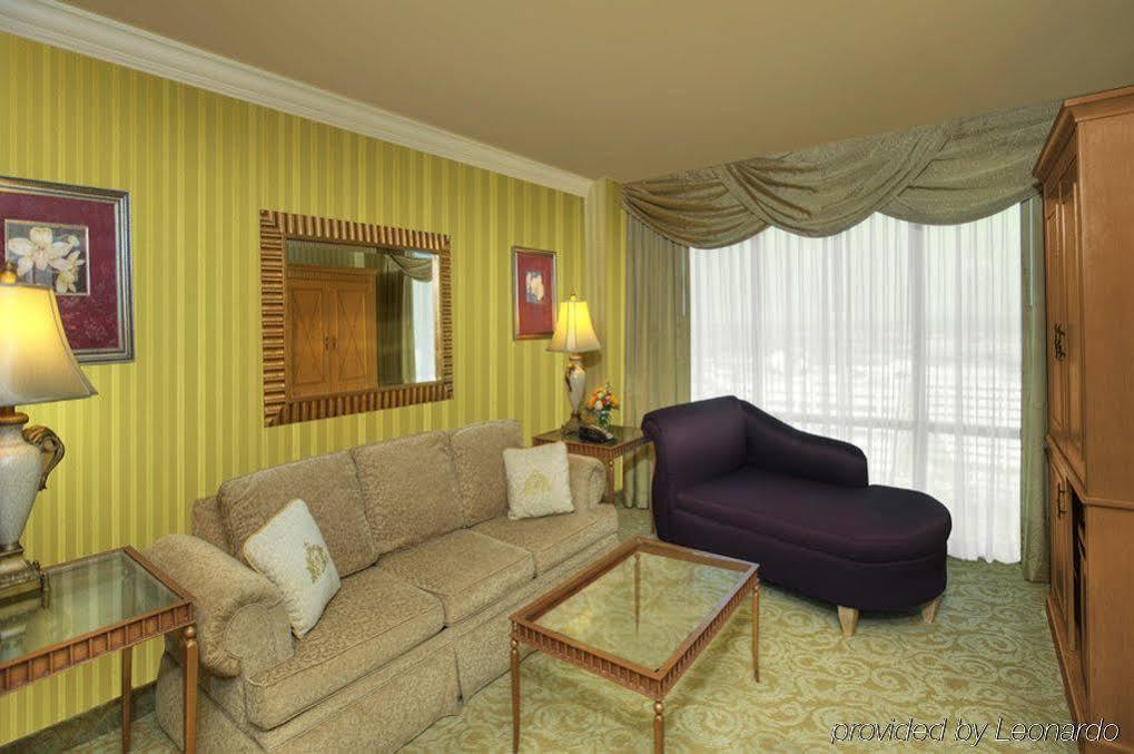 Trump Plaza Hotel & Casino Atlantic City Room photo