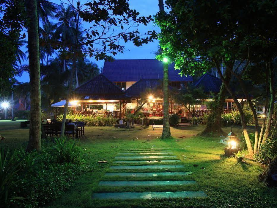 Ko Kut Ao Phrao Beach Resort Exterior photo