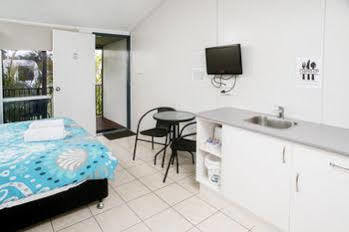 Palms Caravan Park Hervey Bay Exterior photo