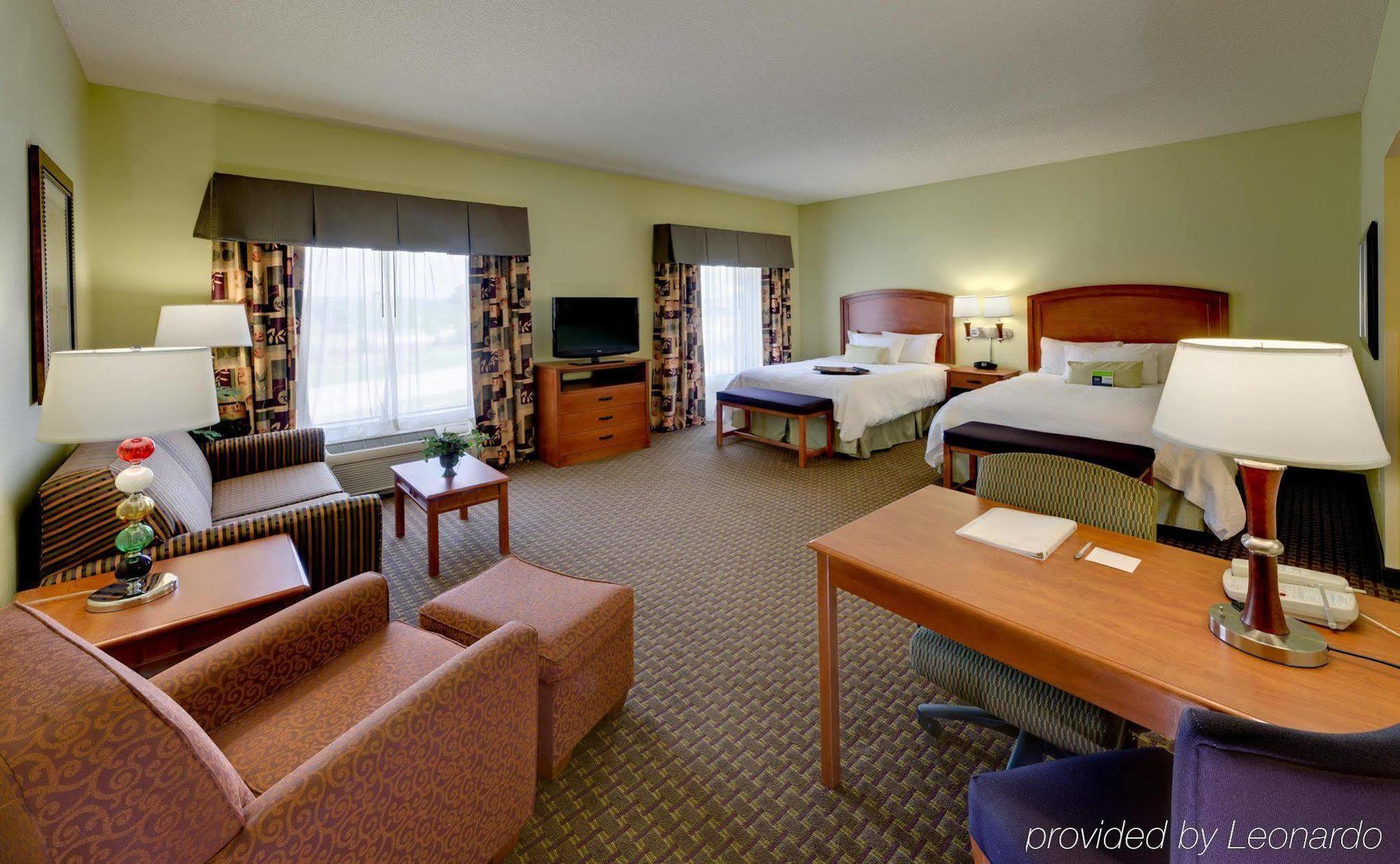 Hampton Inn & Suites Moline-Quad City Int'L Aprt Room photo