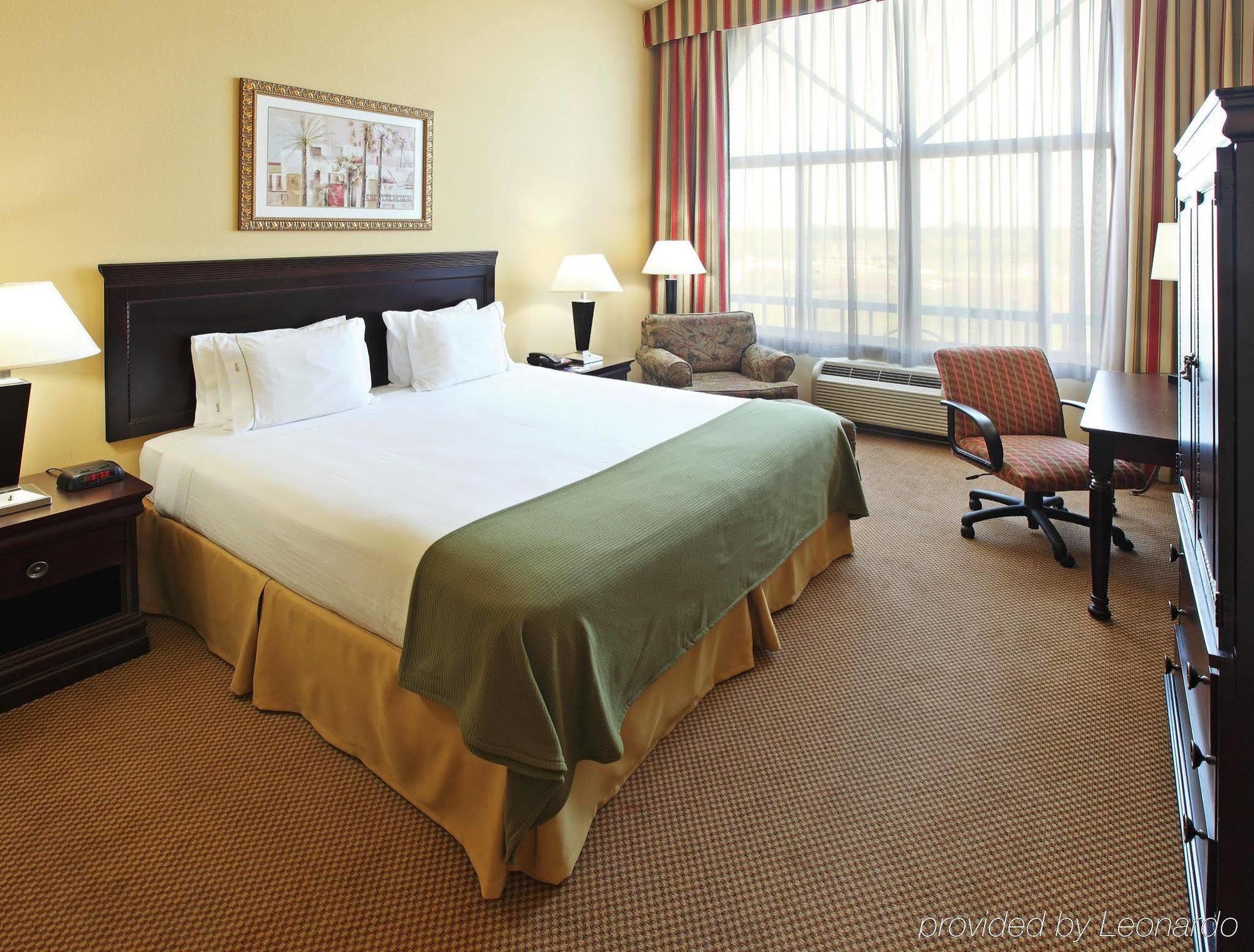 Holiday Inn Express Hotel And Suites Shreveport South Park Plaza, An Ihg Hotel Room photo