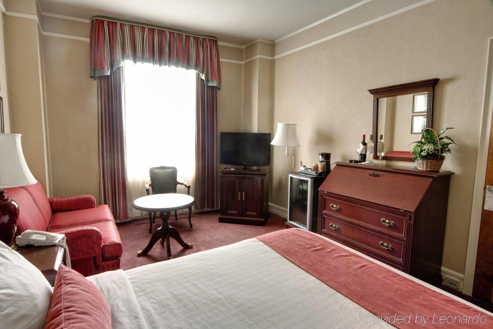 Rodd Charlottetown Hotel Room photo