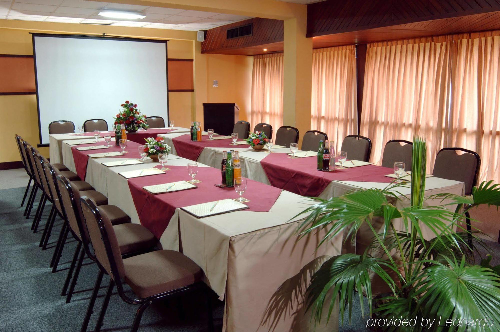 Hotel Hilltop Kandy Facilities photo