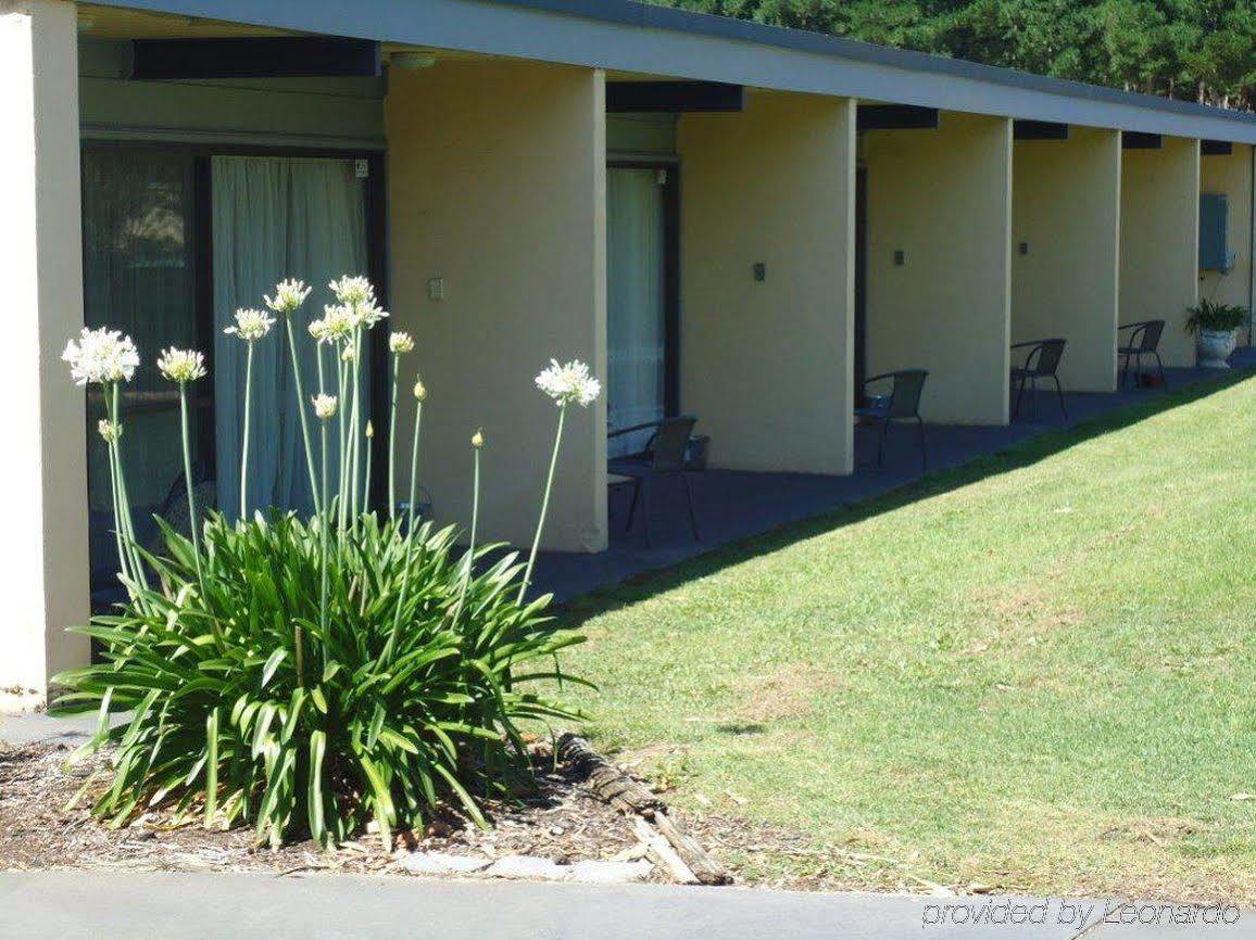 William Macintosh Motor Lodge Naracoorte Exterior photo