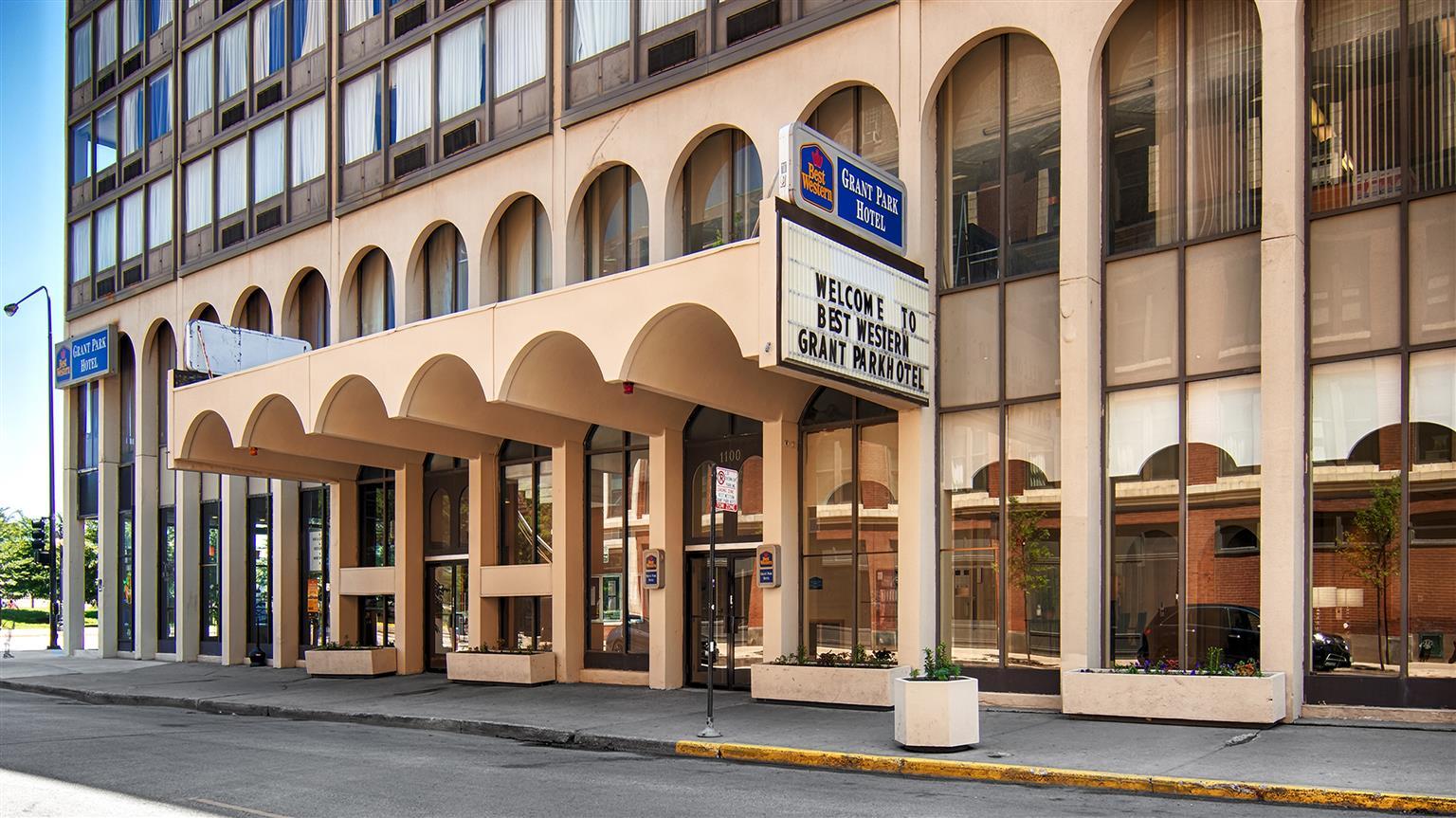 Best Western Grant Park Hotel Chicago Exterior photo