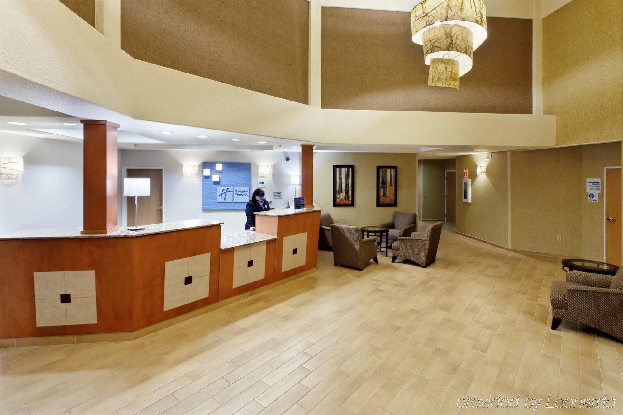 Holiday Inn Express & Suites Canyonville Interior photo