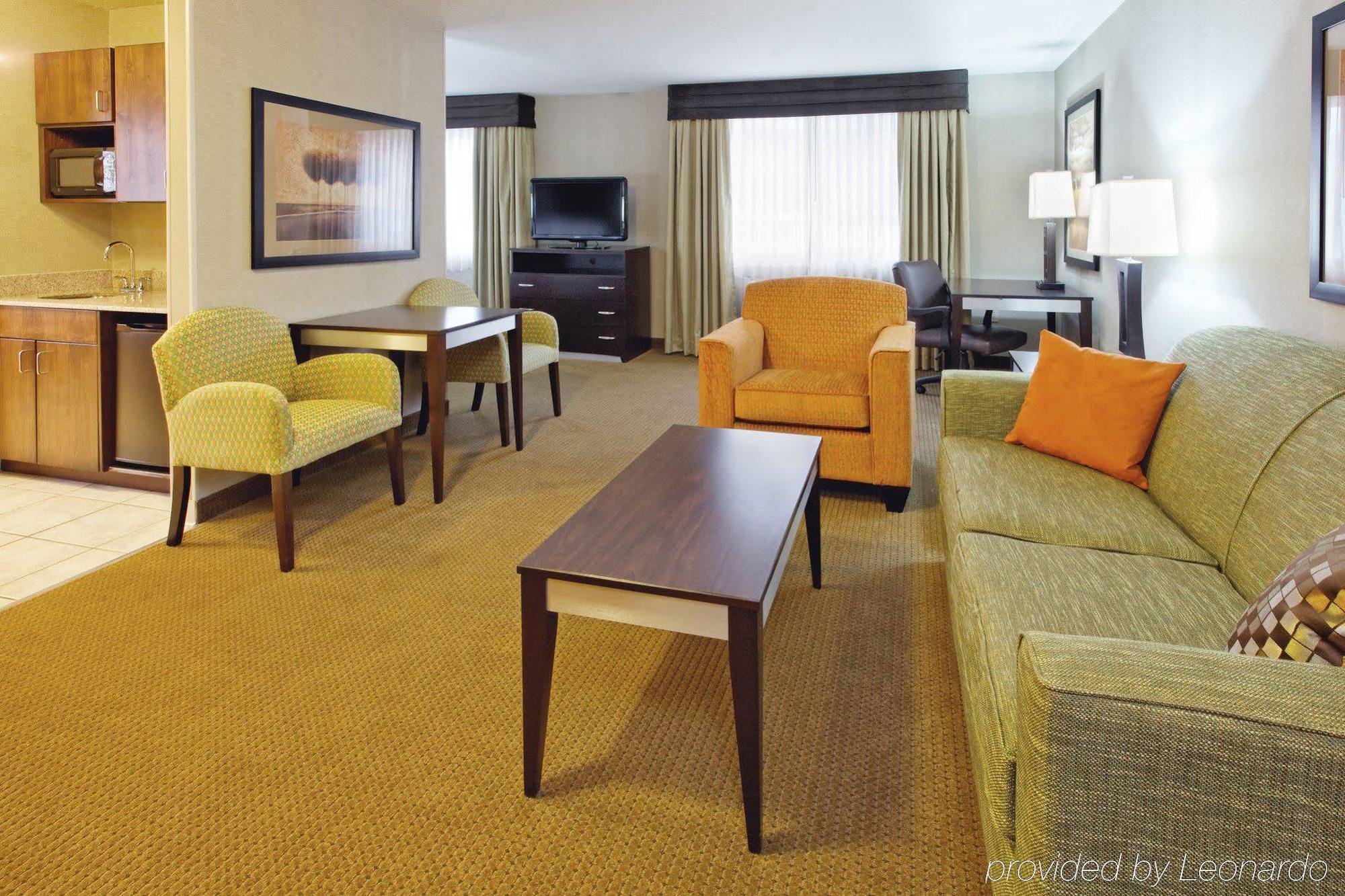 Holiday Inn Express & Suites Canyonville Room photo