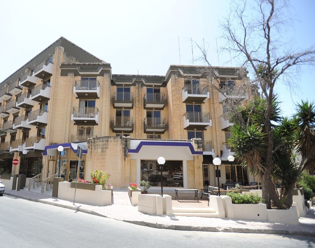 The Bugibba Hotel Exterior photo