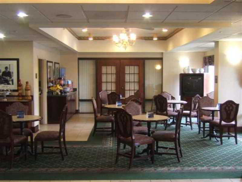 Hampton Inn Roanoke/Hollins - I-81 Restaurant photo