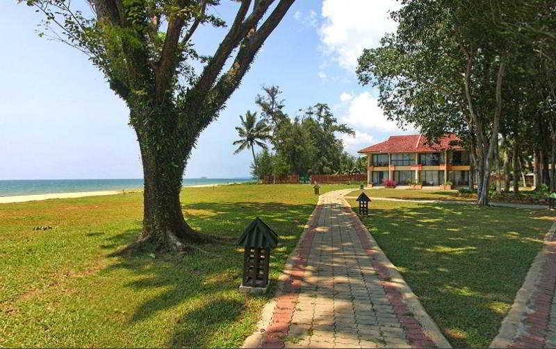 Legend Cherating Beach Resort Kuantan Exterior photo