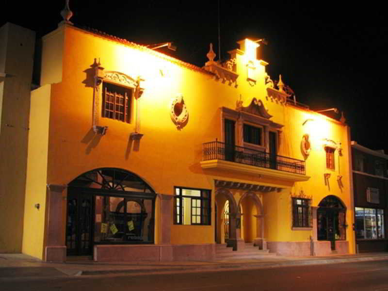 Hotel Urdinola Saltillo Exterior photo