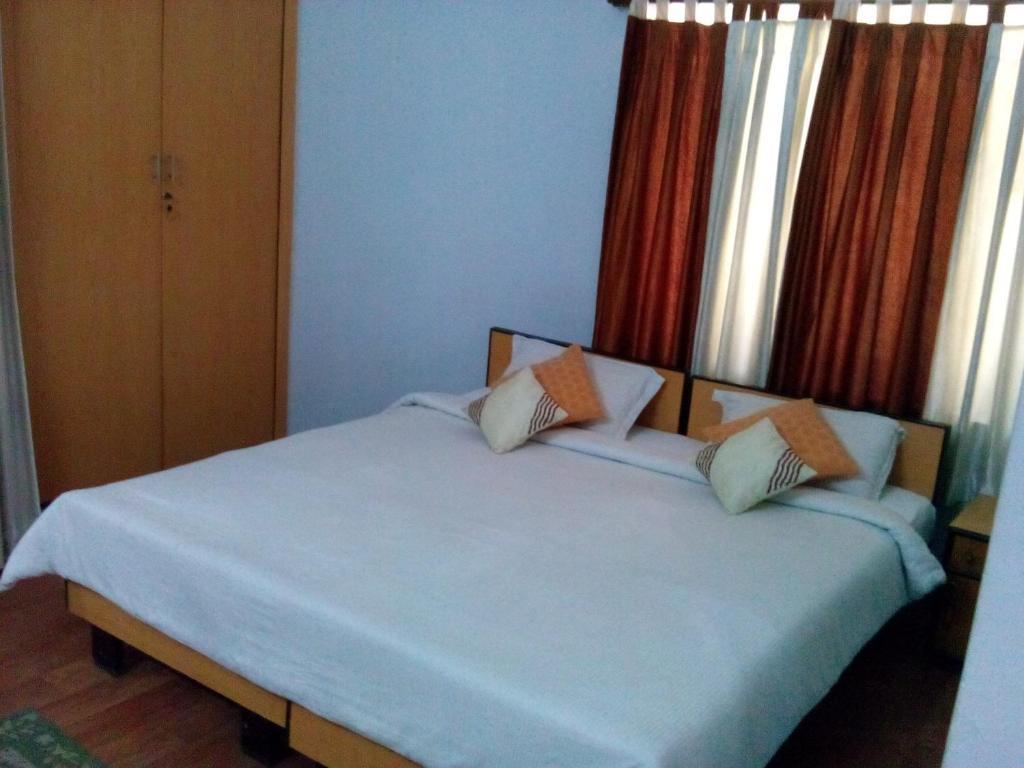 Nips Corporate Guest House Kolkata Room photo