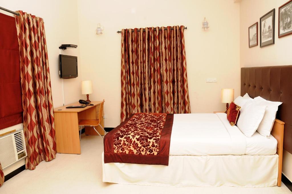 Executive Comfort Alwarpet Chennai Exterior photo