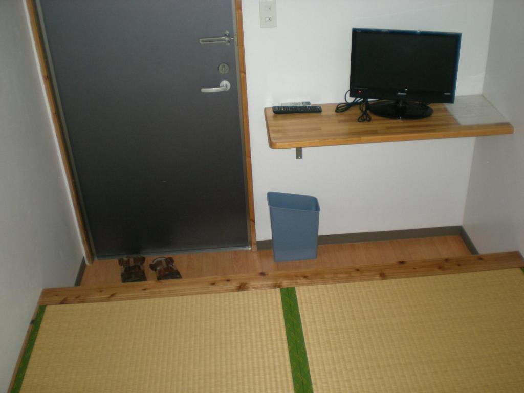 Ken Hostel Okinawa Room photo