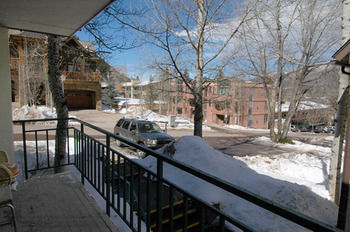 Fifth Avenue Hotel Aspen Exterior photo