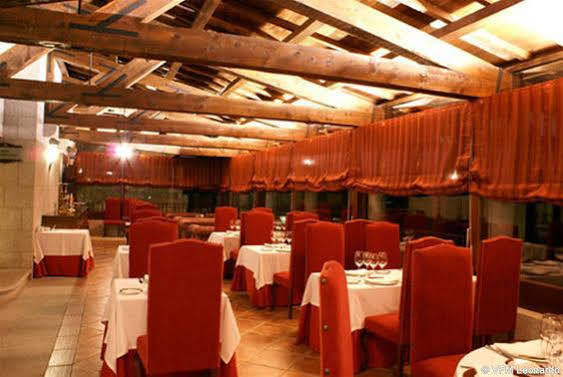 Hotel Real De Bohoyo Restaurant photo