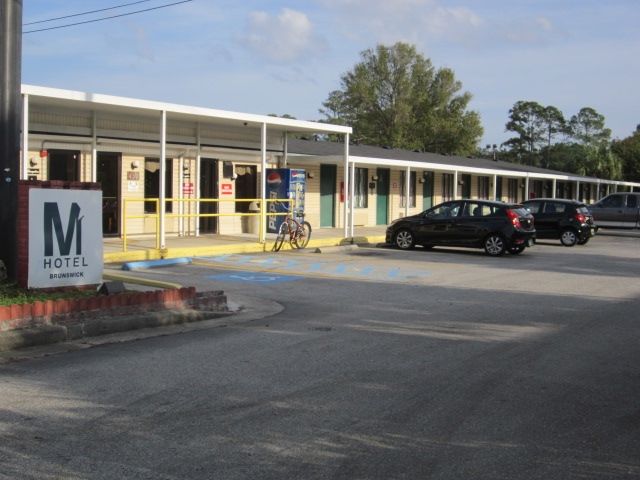 Oneway Brunswick Hotel Exterior photo